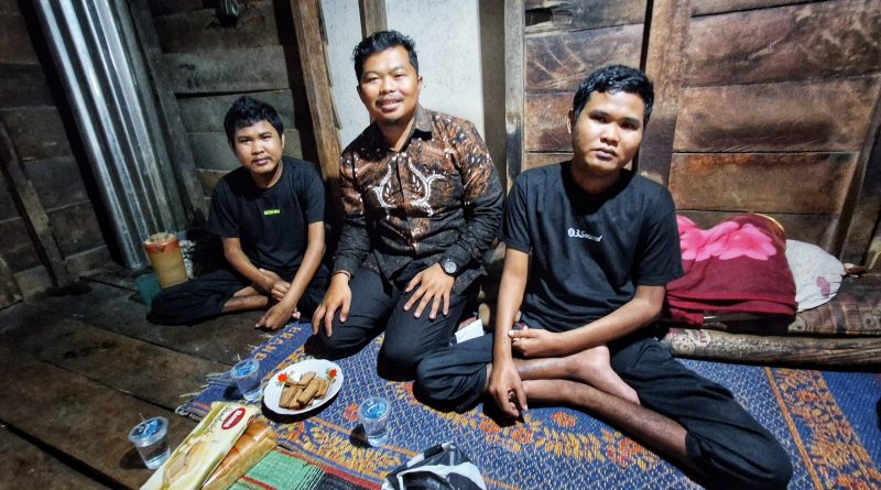 Langkah Baru Si Kembar Fauzan & Fauzul Wujudkan Kursi Roda dan Kesembuhan Langkah Baru Si Kembar Fauzan & Fauzul Wujudkan Kursi Roda dan Kesembuhan