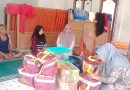 Pemkab Pasaman Barat melalui Ketua TP PKK Serahkan Bantuan Logistik Kepada Keluarga Korban Air Bah