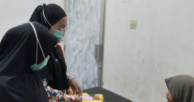 Puluhan Orang Keracunan Jajanan Bakso Tusuk, Diskes Pasaman Barat Lakukan Penaganan Penyilidikan Epidemiologi Ke Air Bangis
